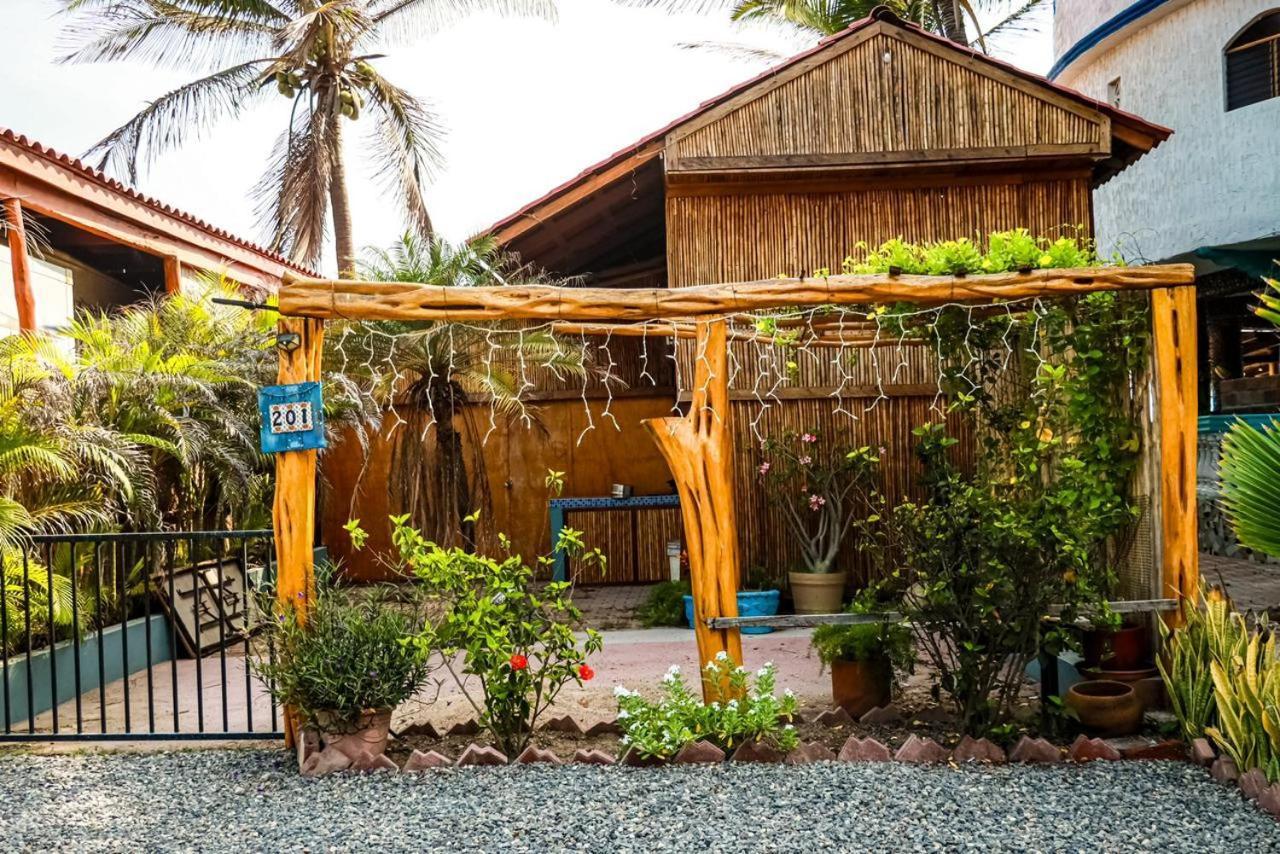 Bungalows Laguna Del Tule ซาน พาทริชิโอ เมลาเก ภายนอก รูปภาพ